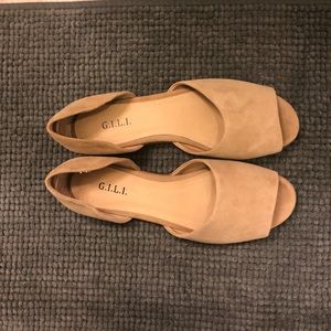 G.I.L.I Tan Suede open toe flats